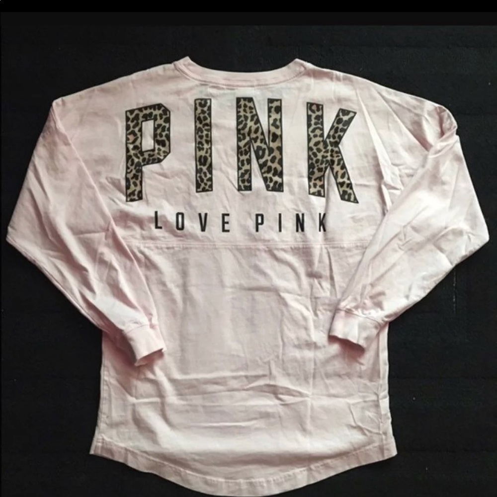 ‼️🔎 ISO 🔎‼️ VS PINK cheetah print shirt